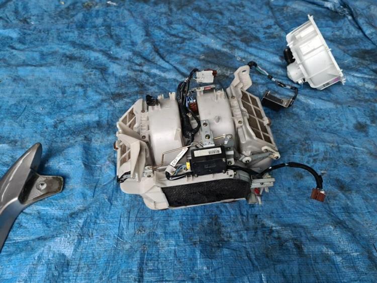 Мотор печки Хонда Легенд в Черемхово 206136