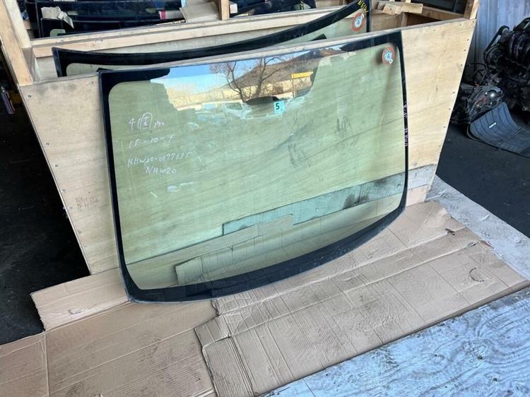 Лобовое стекло Тойота Приус в Черемхово 236521
