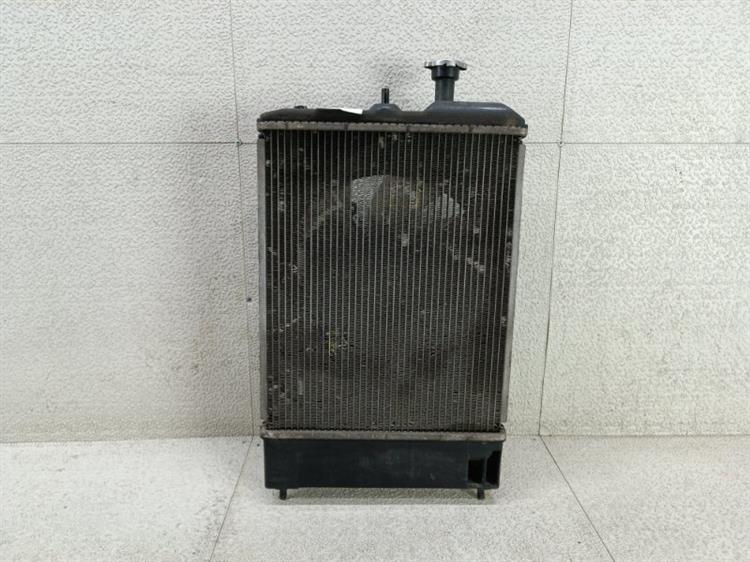 Радиатор основной Мицубиси ЕК в Черемхово 450841